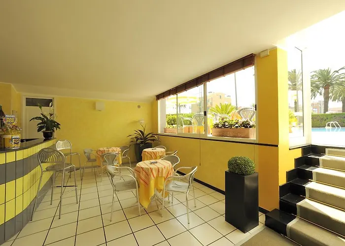 Aparthotel Mediterranee Pietra Ligure