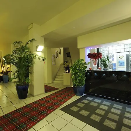 Mediterranée Aparthotel 4*