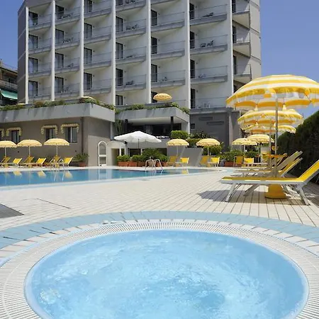 Aparthotel Mediterranée Pietra Ligure