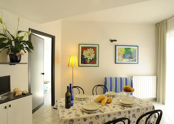 شقة فندقية Mediterranee 4*